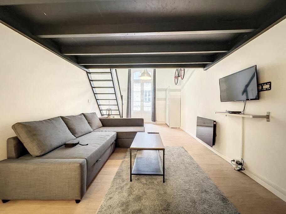 Apartment La Duhamel - Au Pied De La Gare - Au Calme *